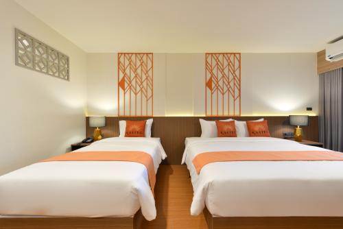 line_album_deluxe_room_double___single_40_sq
