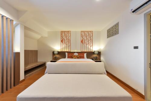 line_album_executive_room__mini_family_room_60_sq